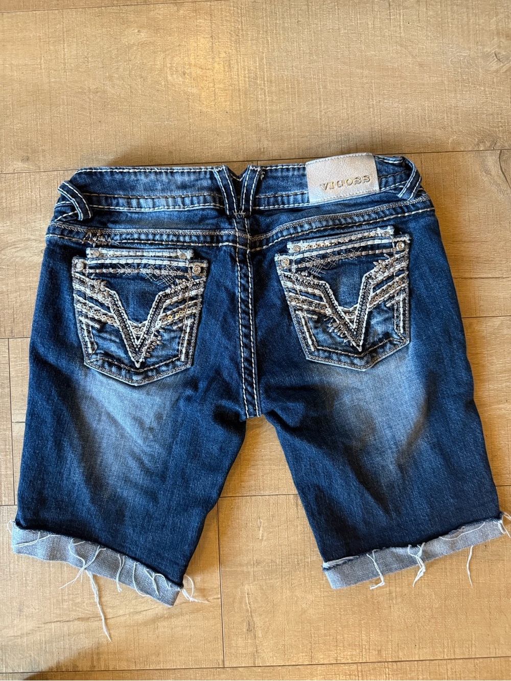 Vigoss Shorts Juniors Blue Cutoff (altered) Denim Rhinestone Studded Fray Hem 30